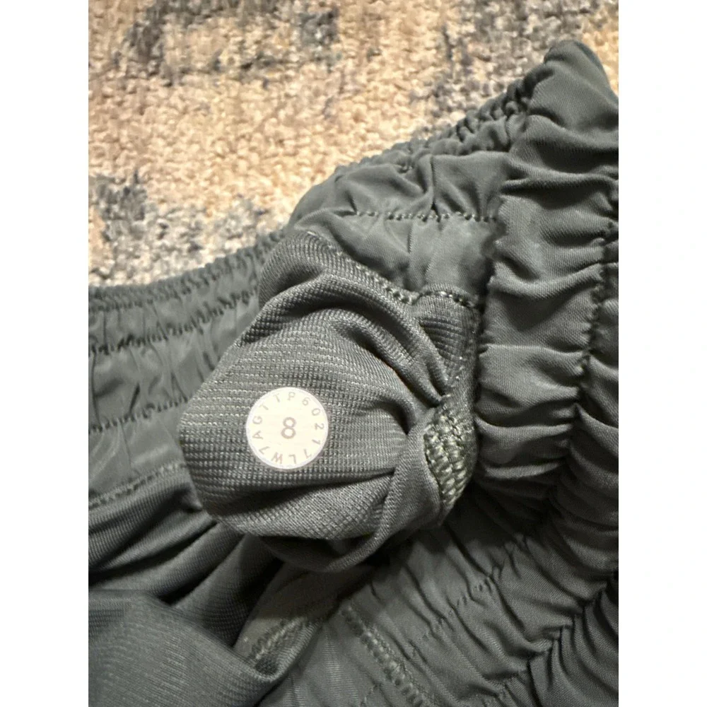 Lululemon Hotty Hot Short Size 8 Excellent Condition